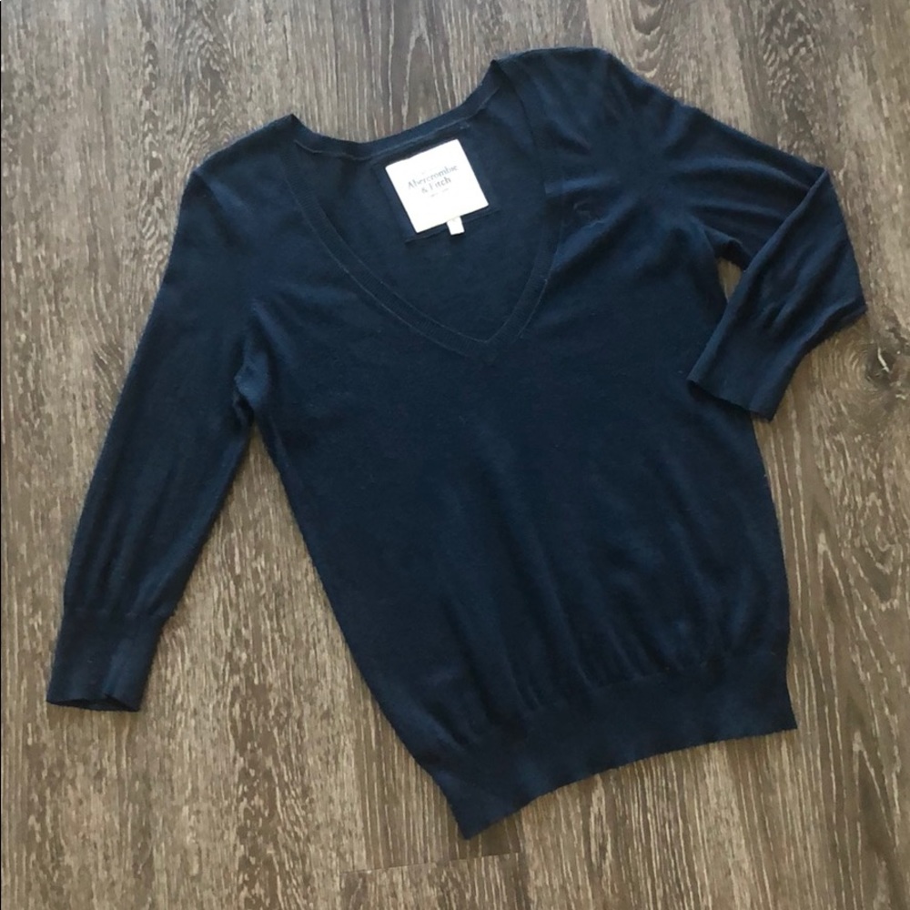 Abercrombie & Fitch V-Neck Sweater